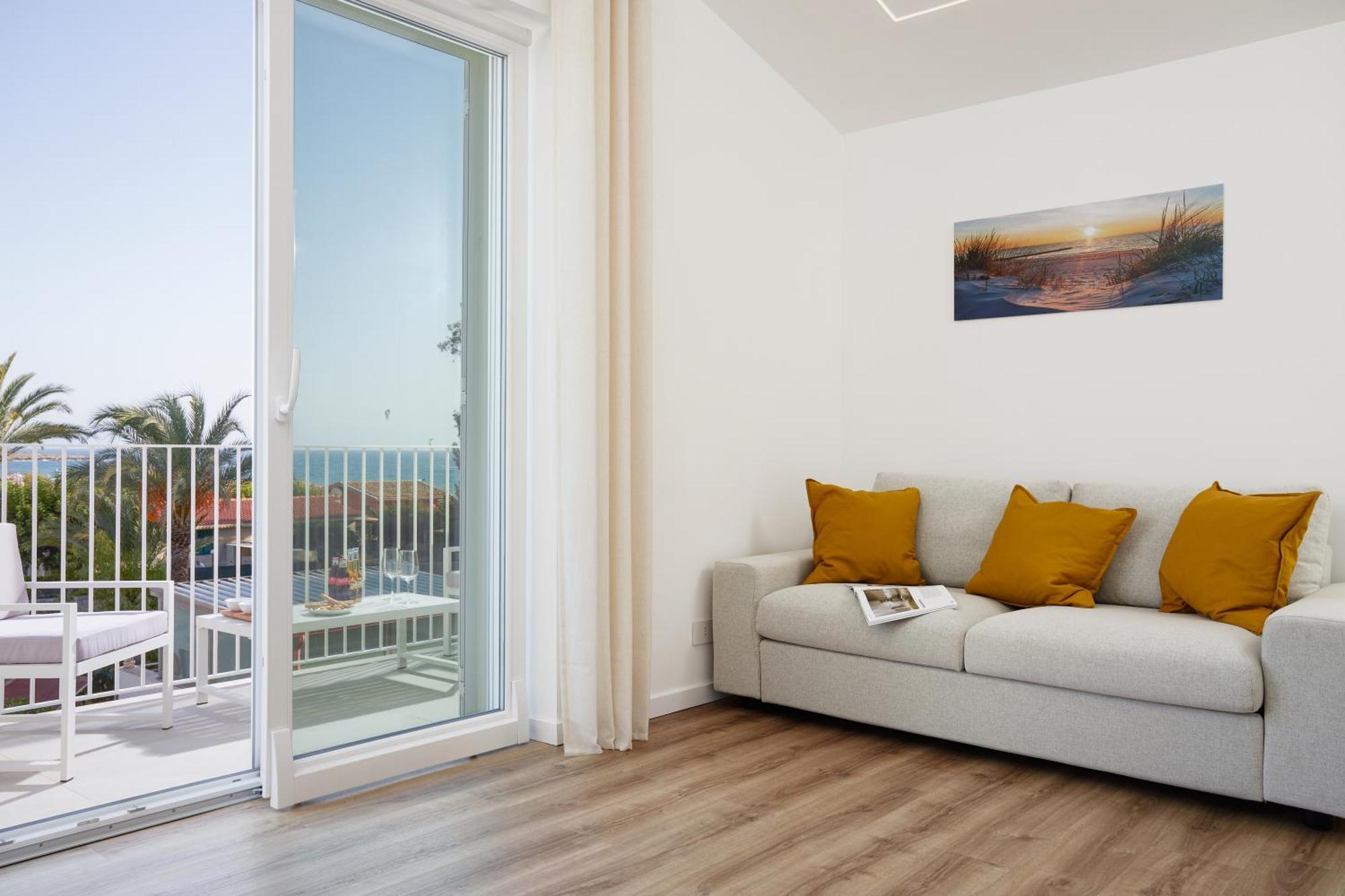 מרינה די מודיקה Keys Of Sicily - Residence "Sabbia" Sul Mare מראה חיצוני תמונה